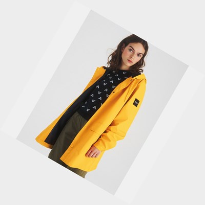 Yellow Men's Aigle The Long, Lightweight And Waterproof Coats & Jackets | XOZS-17528